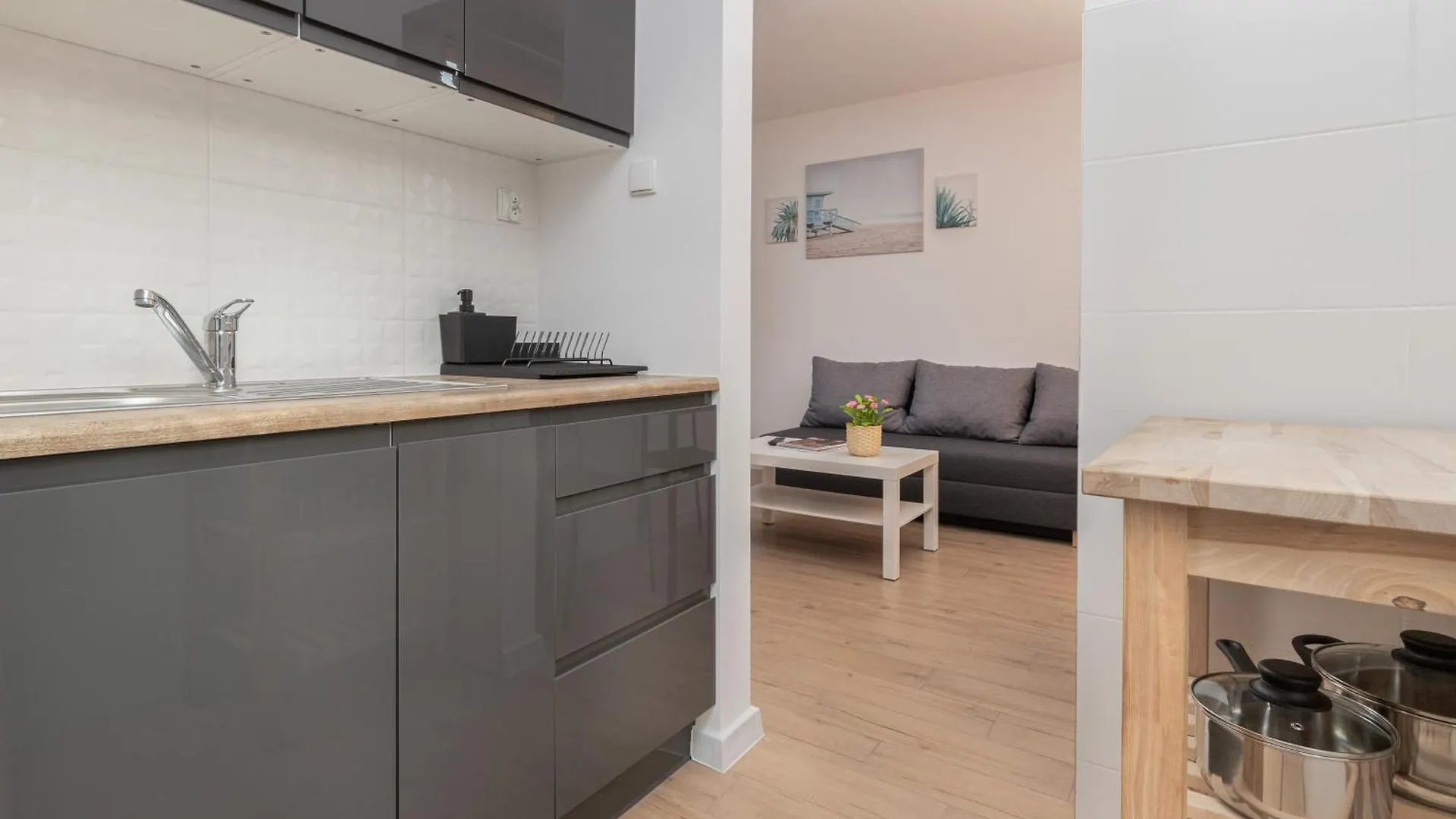 Jagiellońska Apartments Przymorze Beach by Renters Gdańsk